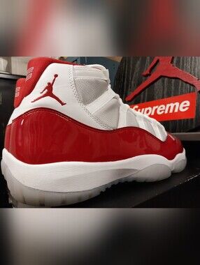 Retro Jordan 11 Cherry Size 11.5